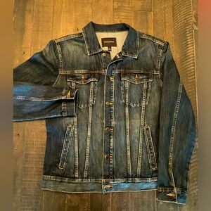 Banana Republic Med Wash Denim Jacket - Large